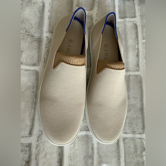 Rothy’s Original Slip On Sneaker
Size 9 Tan - Picture 1 of 7
